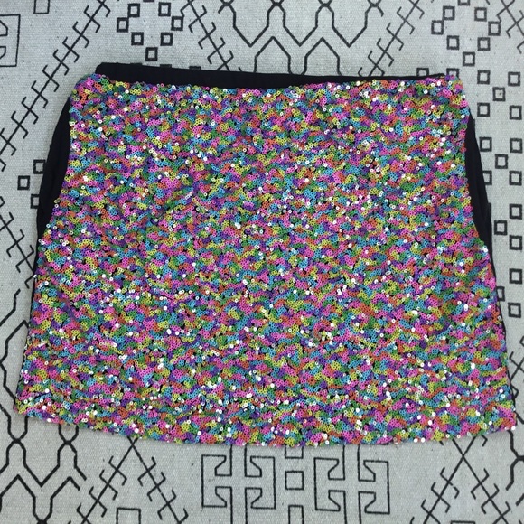 Confetti skirt and daisy flower denim shorts - Picture 3 of 6